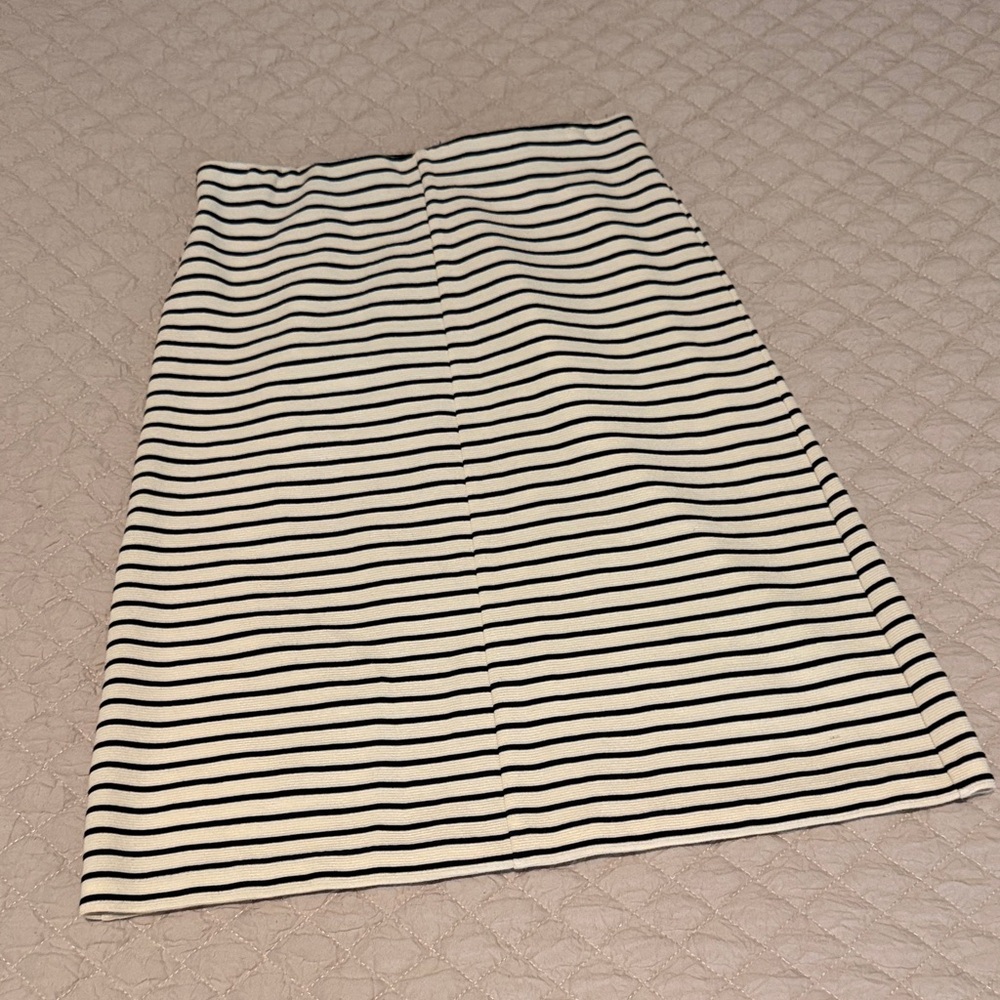 LOFT Black and White Striped Pencil Skirt